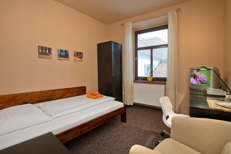 Hotel U Zlatého býka Písek Extérieur photo