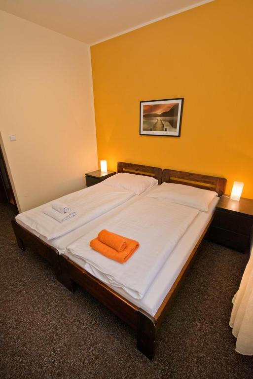 Hotel U Zlatého býka Písek Chambre photo